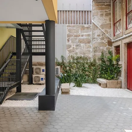 Cactus Apartment, By Bolhao Residences Porto